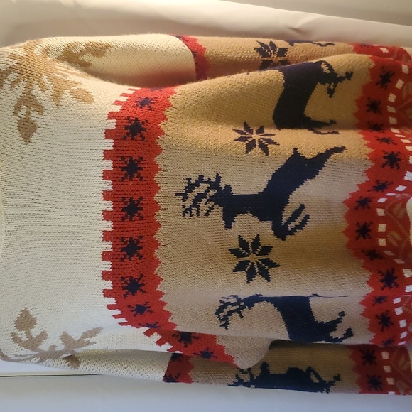 Winter Sweater - Picture 2 of 6